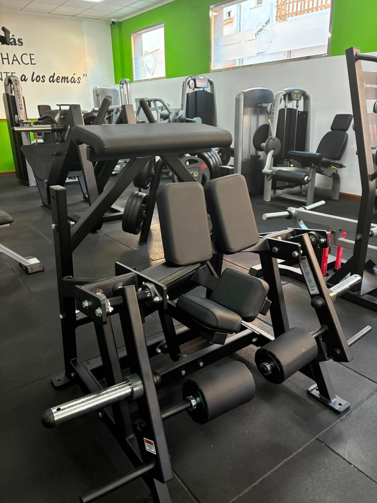 Zona de sala de fitness y cardio de Entrena-T