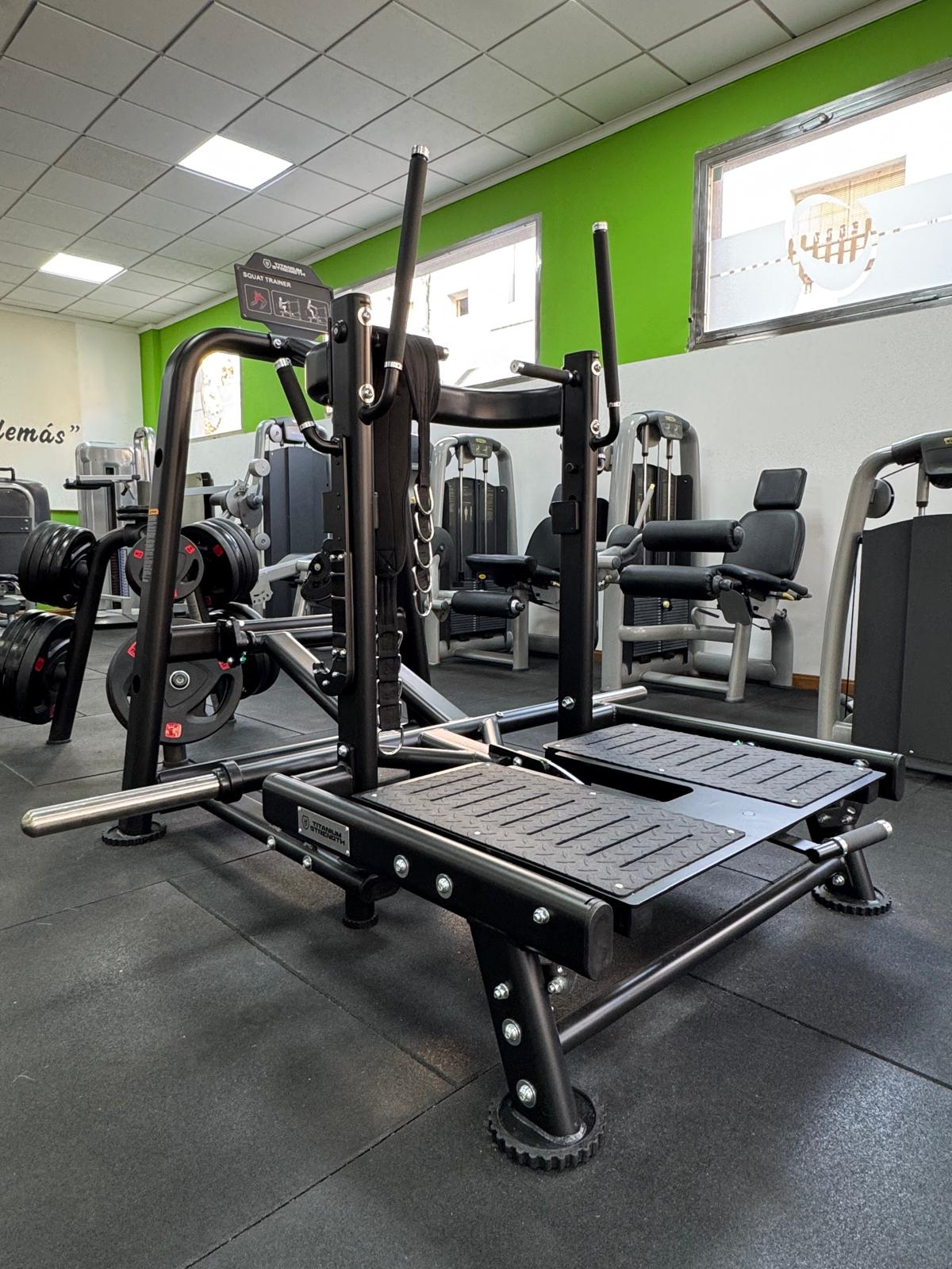 Equipamiento de sala de fitness y cardio de Entrena-T